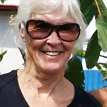 Suzahn King
