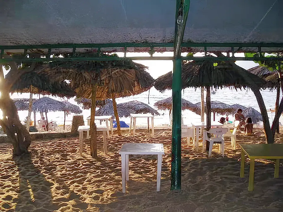 Bechside Hotel and Restaurant for Sale in Acapulco, Mexico