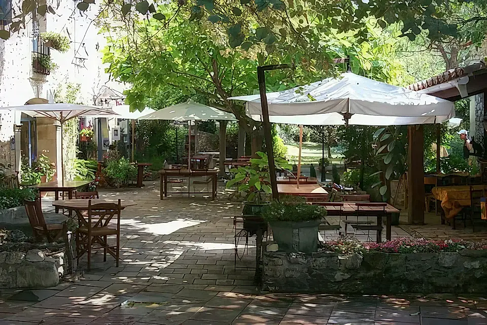 B&B - Hotel De Charme for Sale in Provence, France