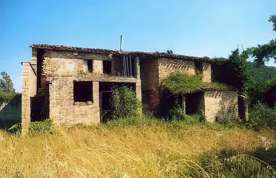 Country House for Sale in Marche Pesaro-Urbino, Italy