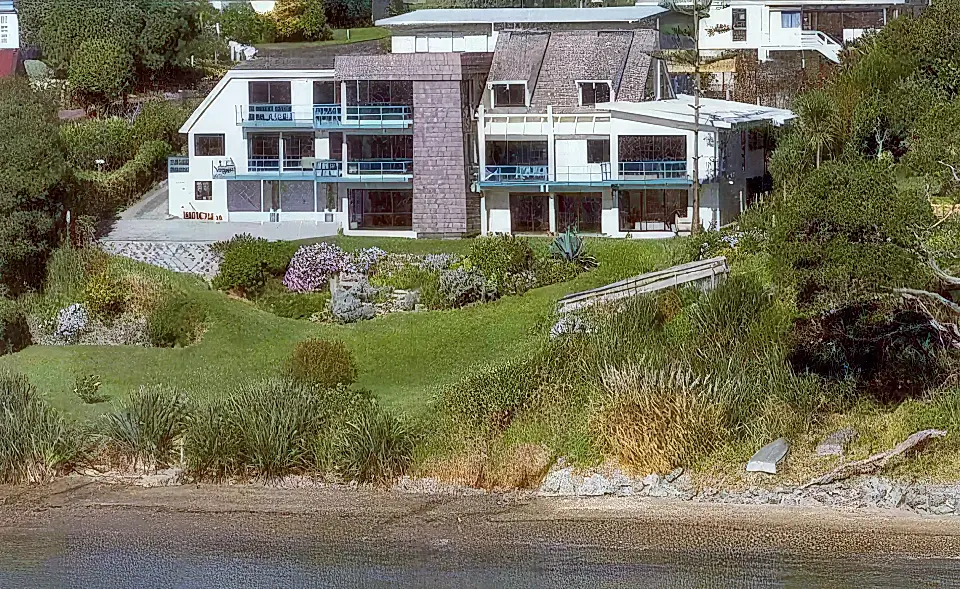 8500 Sq Feet of House for Sale in Doubtless Bay Northland, New Zealand