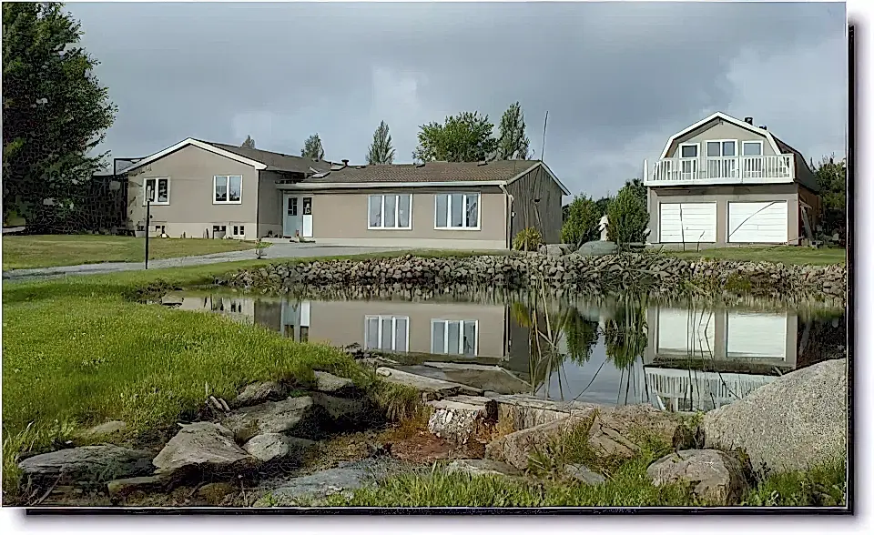 Home for Sale in Ontario, Canada