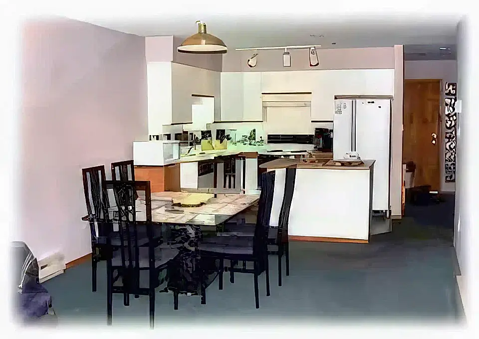 Condo for Sale in British Columbia, Canada