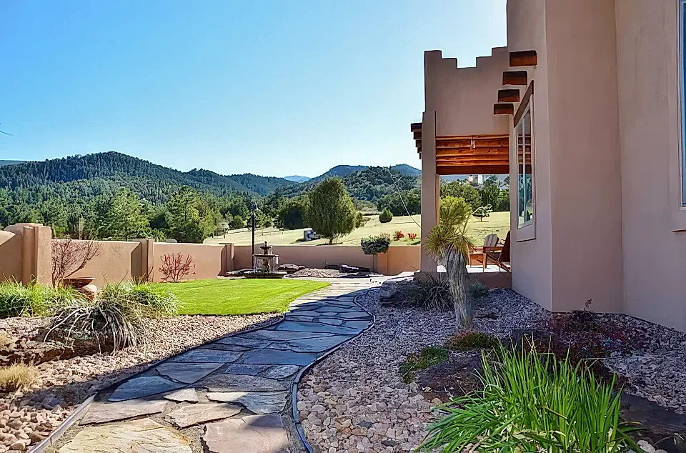 Southwestern Style Home for Sale in Beulah, Colorado, USA