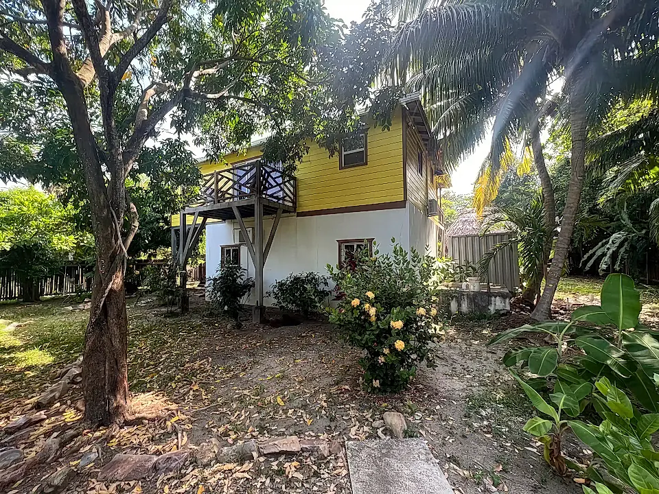 Homes for Sale in Belize Viviun