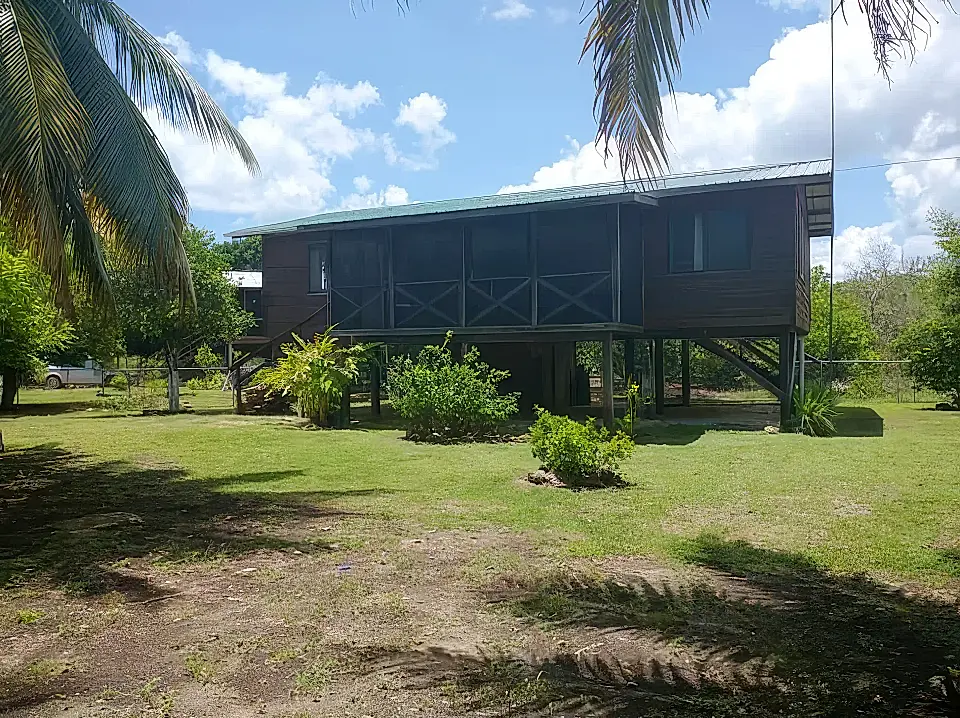 Homes for Sale in Belize Viviun