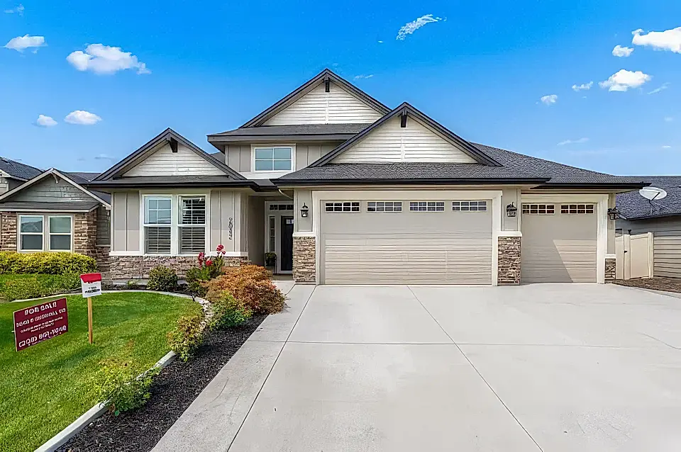 3 Bedroom, 2.5 Bathroom Home for Sale in Meridian, Idaho, USA