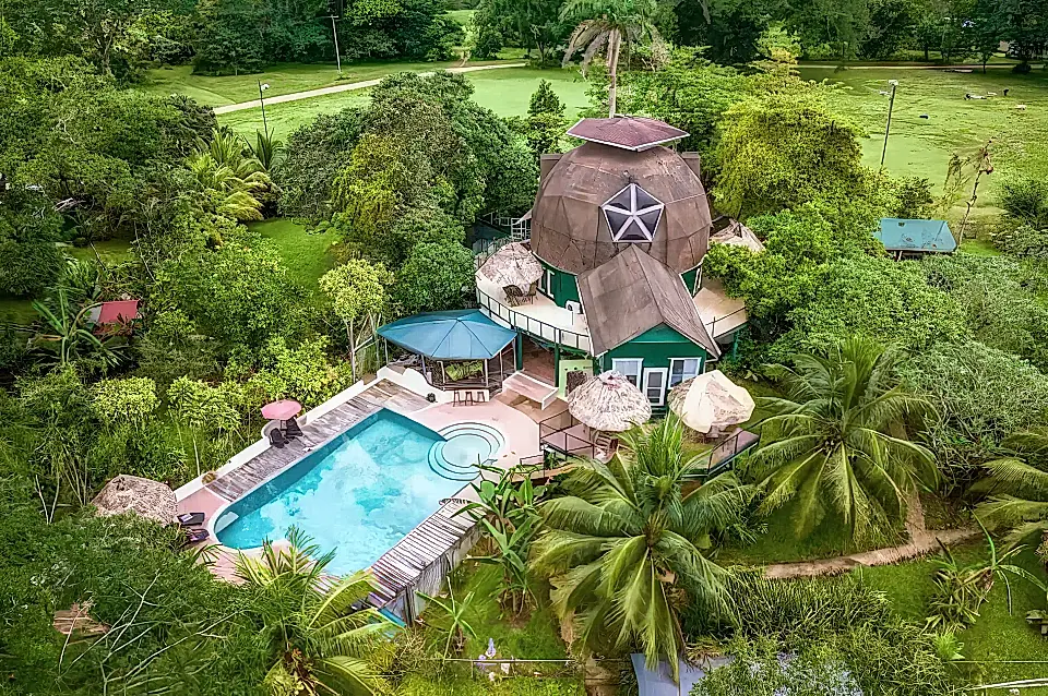 Belize Lakefront Resorts for Sale List and Find the Best Lakefront