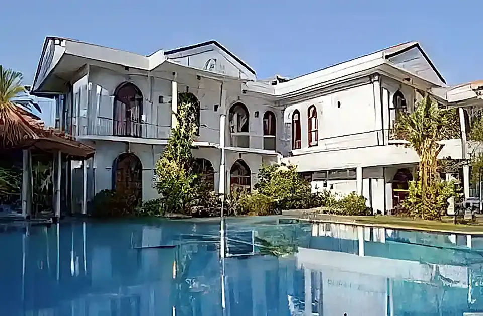 16 Room Hotel for Sale in Aluthgama, Western Province, Sri Lanka