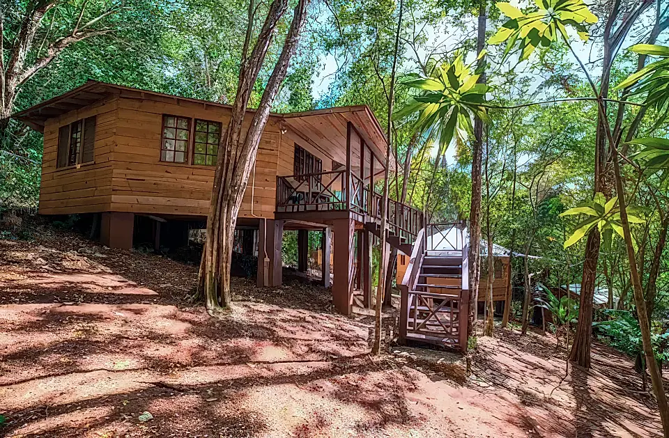 Retreat Venue for Sale in Negril, Westmoreland, Jamaica