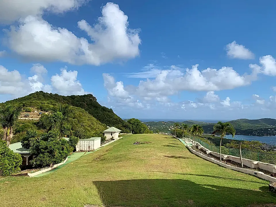 Lots/Land for Sale in The Caribbean Viviun