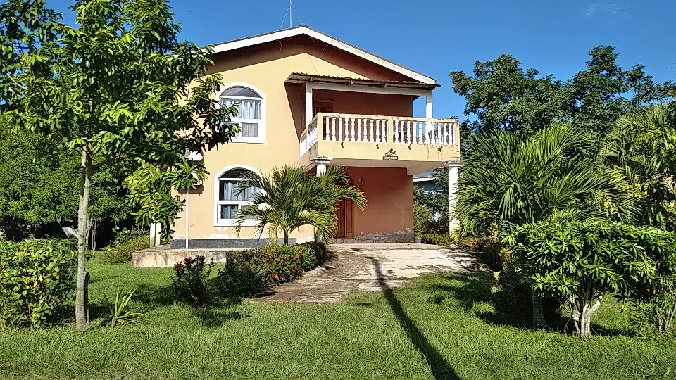 3 Bedroom Home for Sale in Balfate, Colon, Honduras