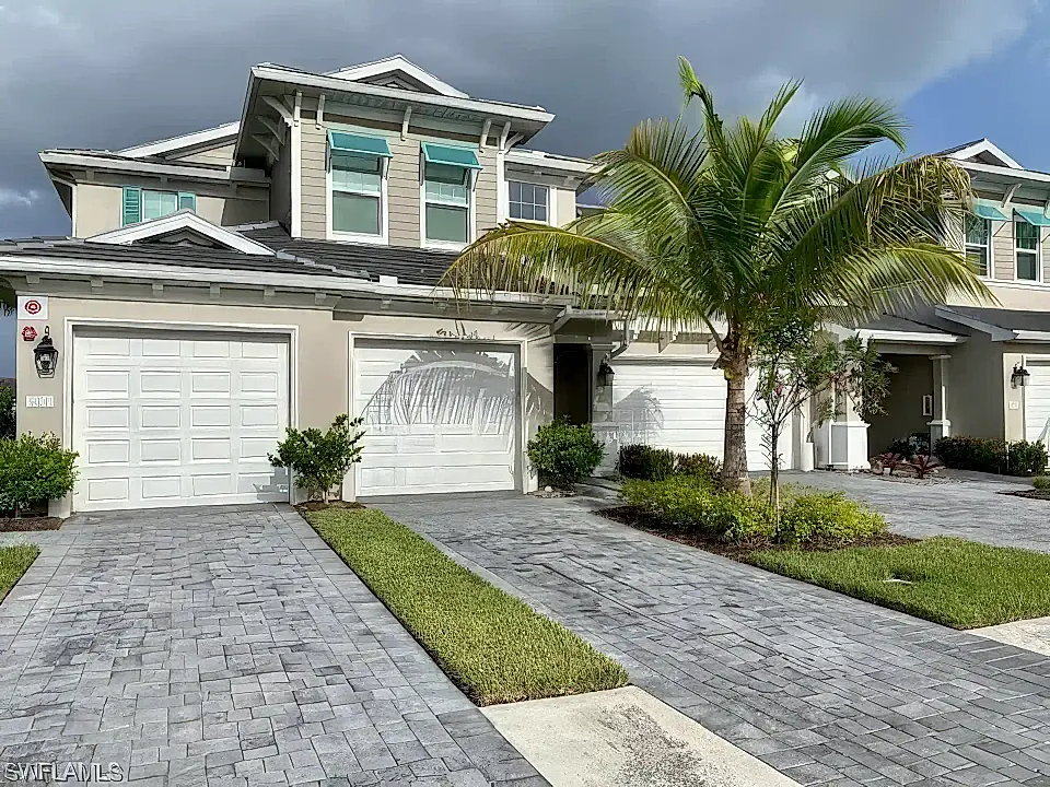 Townhouse for Sale in Naples, Florida, USA
