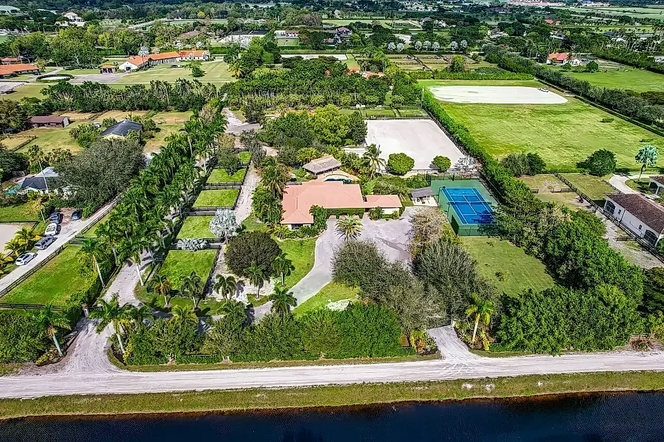 Equestrian Farm for Sale in Wellinghton, Florida, USA