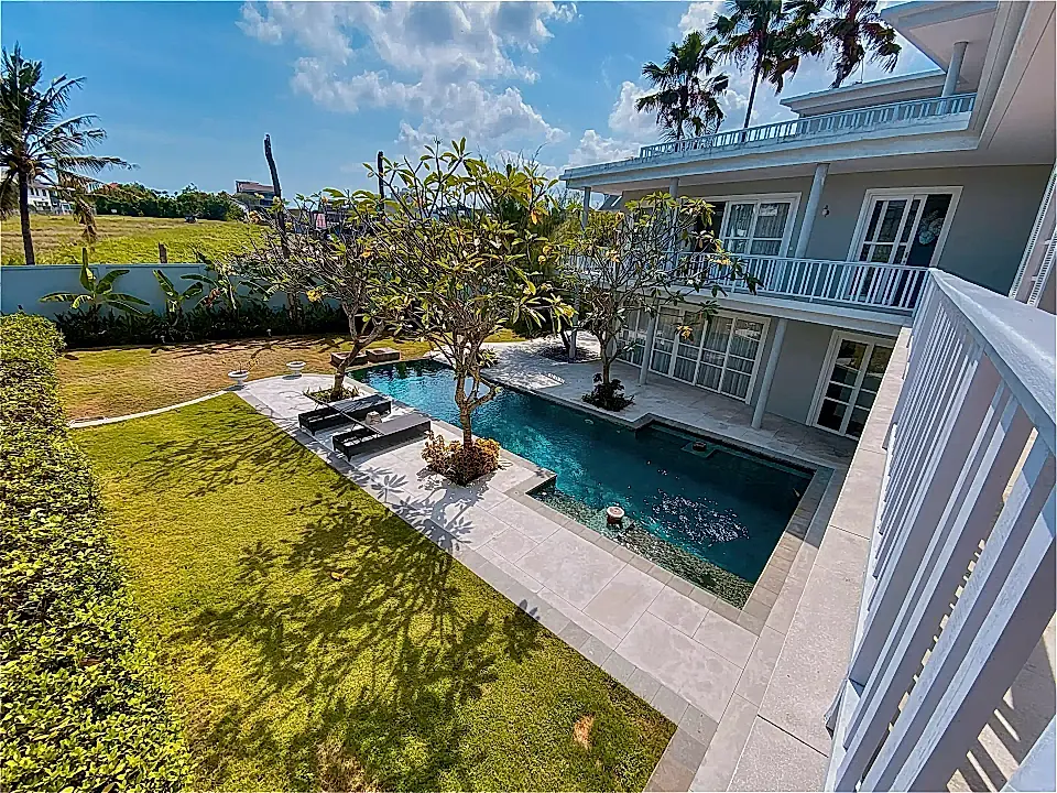 3 Lux Villas Walk to Beach for Sale in Berawa, Bali, Indonesia