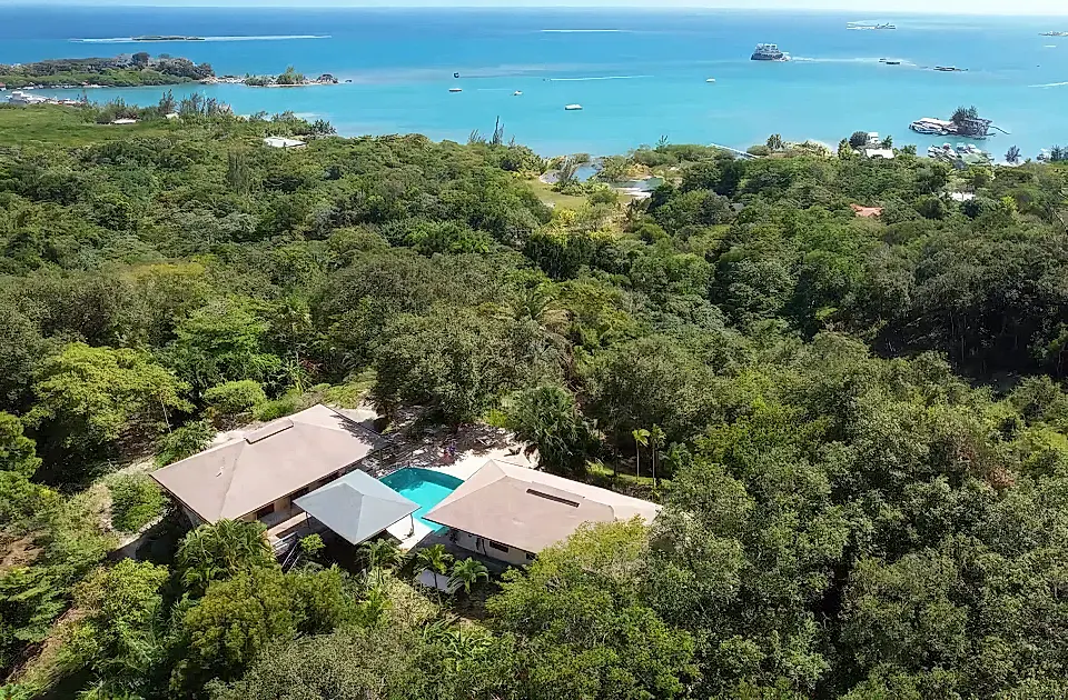 Bay Islands Oceanfront Properties for Sale List and Find the Best