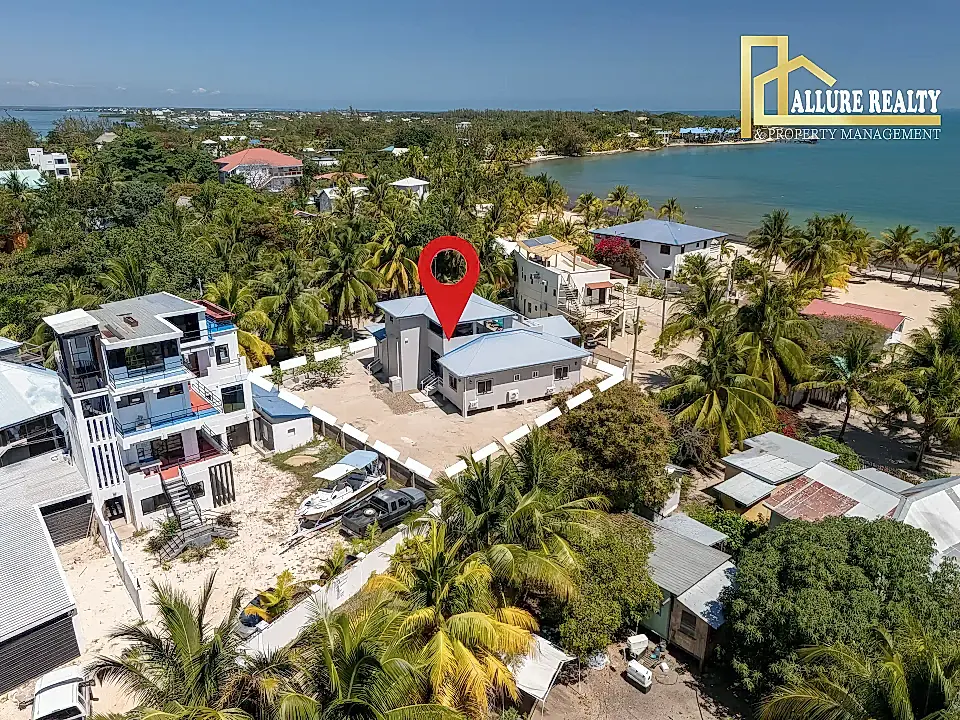 Beach House for Sale in Placencia Village, Stann Creek, Belize