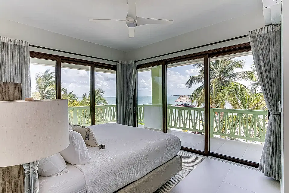 Beachfront Condo for Sale in Placencia, Stann Creek, Belize