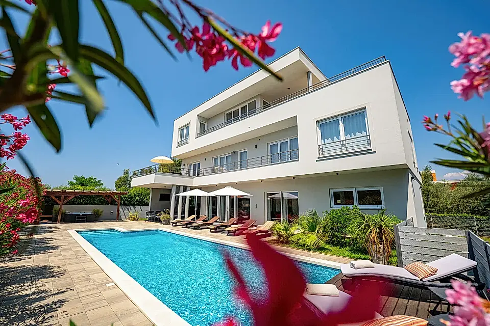 Spacious Ocean Villa for Sale in Medulin, Istria, Croatia
