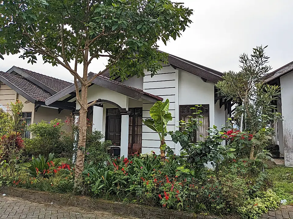Mountain Home for Sale in Cianjur, Jawa Barat, Indonesia
