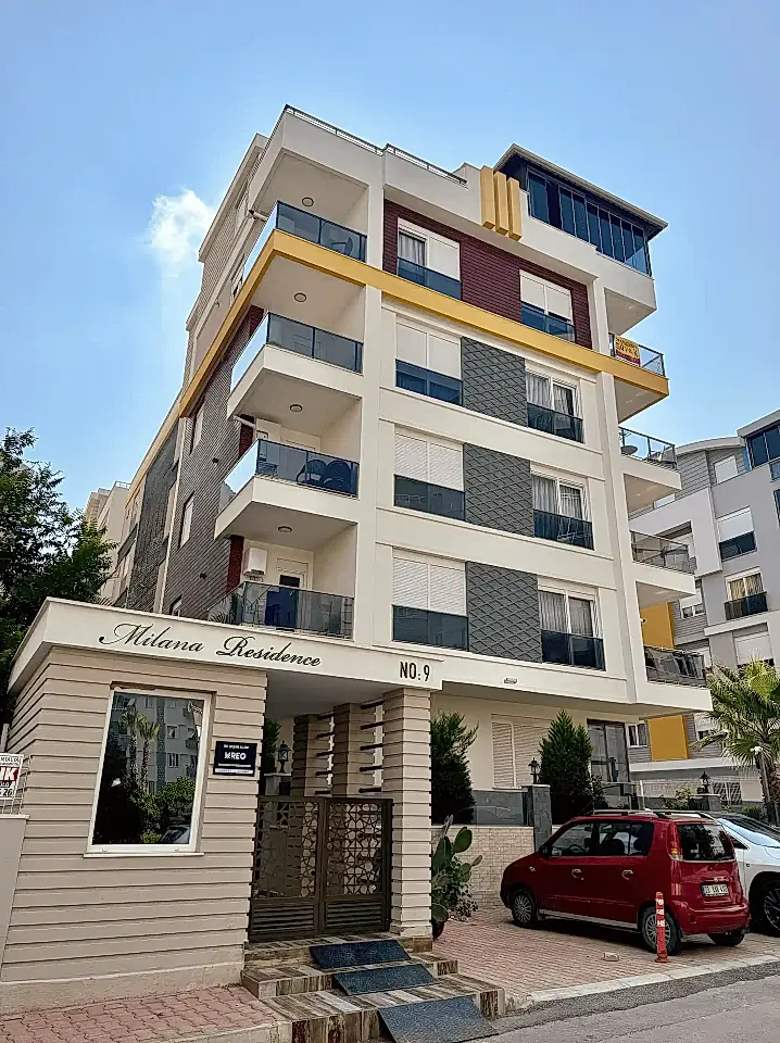 2 Bed Apartment for Sale in Konyaalti, Antalya, Turkey