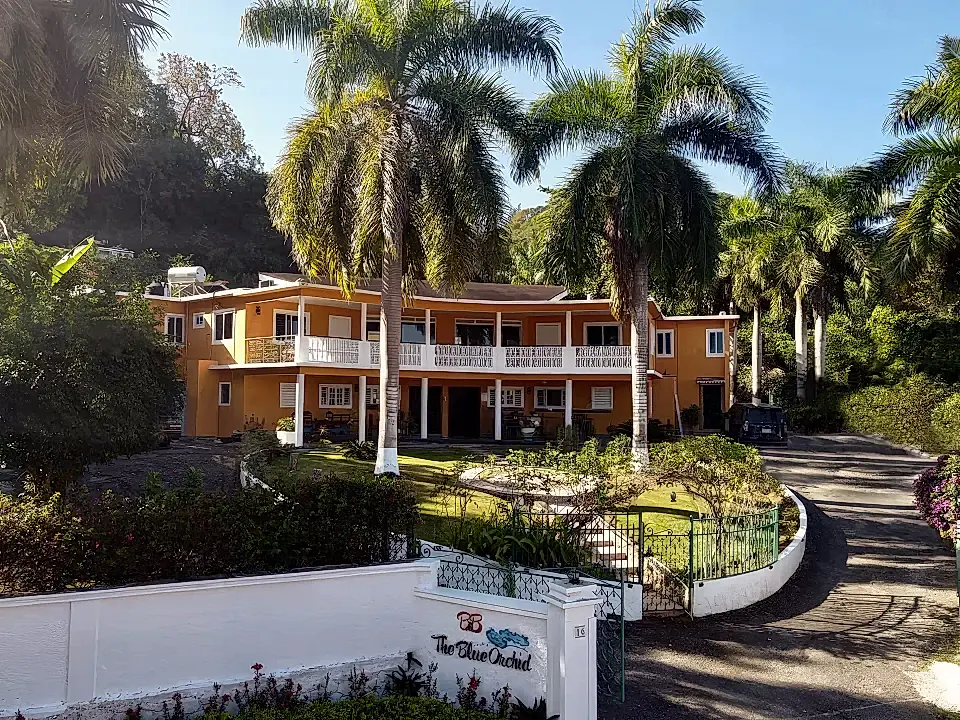 10 Room Boutique Hotel for Sale in Down Town Montego Bay, Saint James, Jamaica