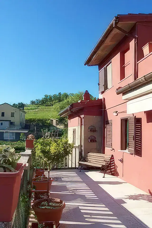 Villa for Sale in Ascoli Piceno, Marche, Italy