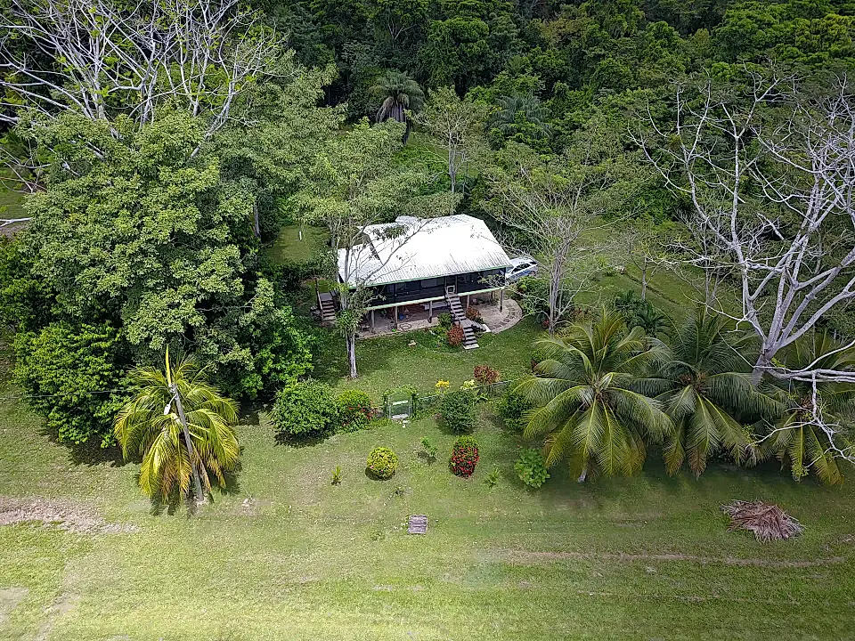 House for Sale in Stann Creek, Belize