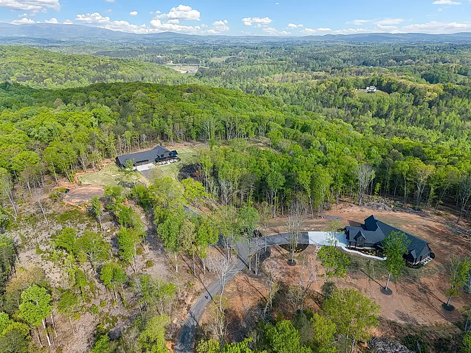47.57 Acre Estate for Sale in Cherokee County, Georgia, USA