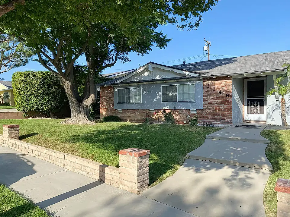 4-Bedroom Home for Rent in Ventura County, California, USA