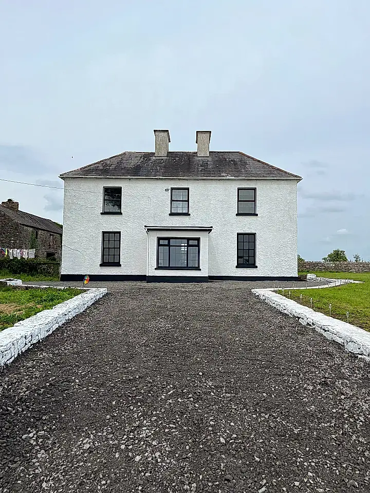Farmhouse for Sale in Roscommon, Connacht, Ireland
