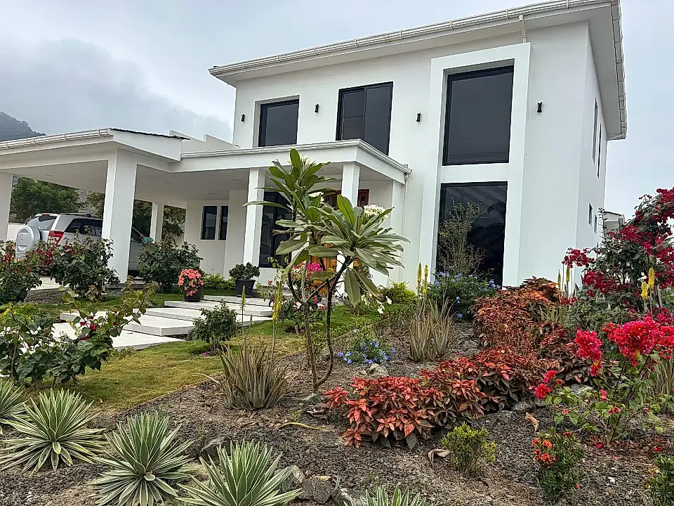 Beautiful Custom Home for Sale in Montecristi, Manabi, Ecuador