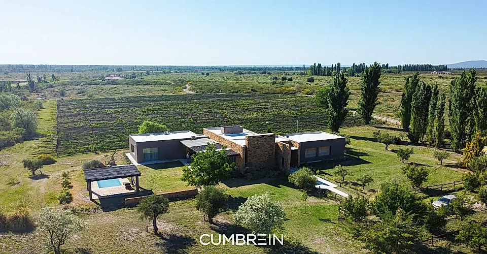 Luxury Golf & Wine Villa for Sale in San Rafael, Mendoza Province, Argentina