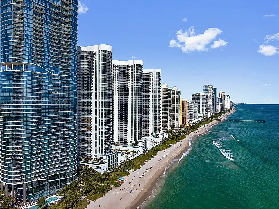 Apartment for Sale in Miami-Dade County, Florida, USA