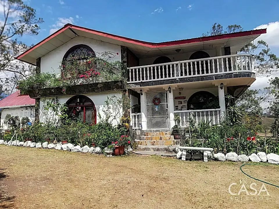 Spacious House for Sale in Tierras Altas, Chiriqui, Panama