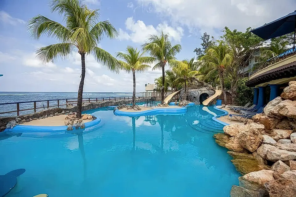 Condo for Sale in Roatan, Bay Islands, Honduras