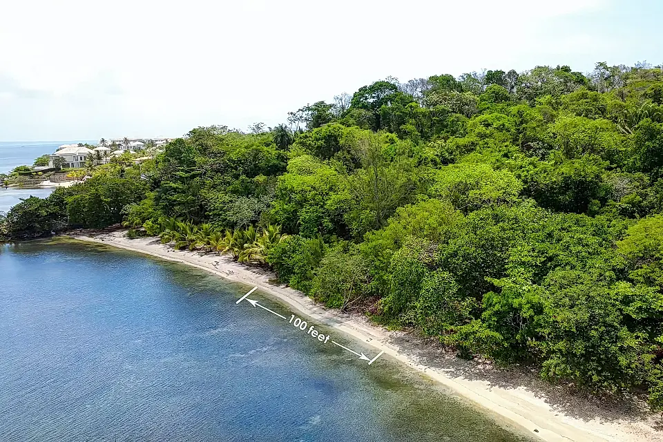 Beachfront Land for Sale in Roatan, Bay Islands, Honduras