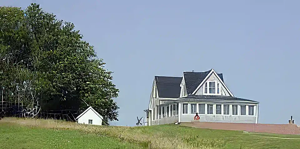 Villa for Rent in Caledonia, Canada