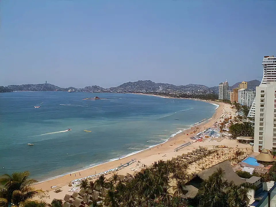 New Beach Condo for Rent in Acapulco, Mexico