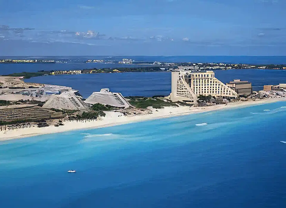 Hotel for Sale in México, Q. Roo, Mexico